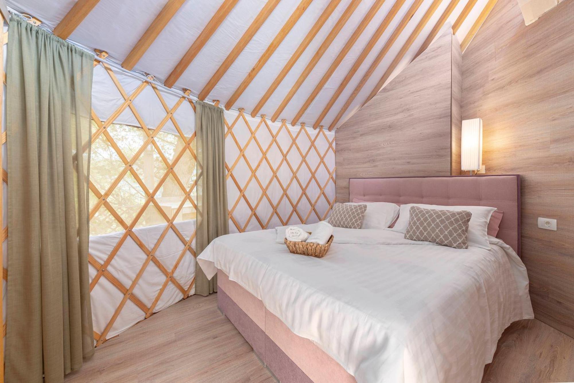 L.Stile Glamping Hotel Portoroz Exterior photo