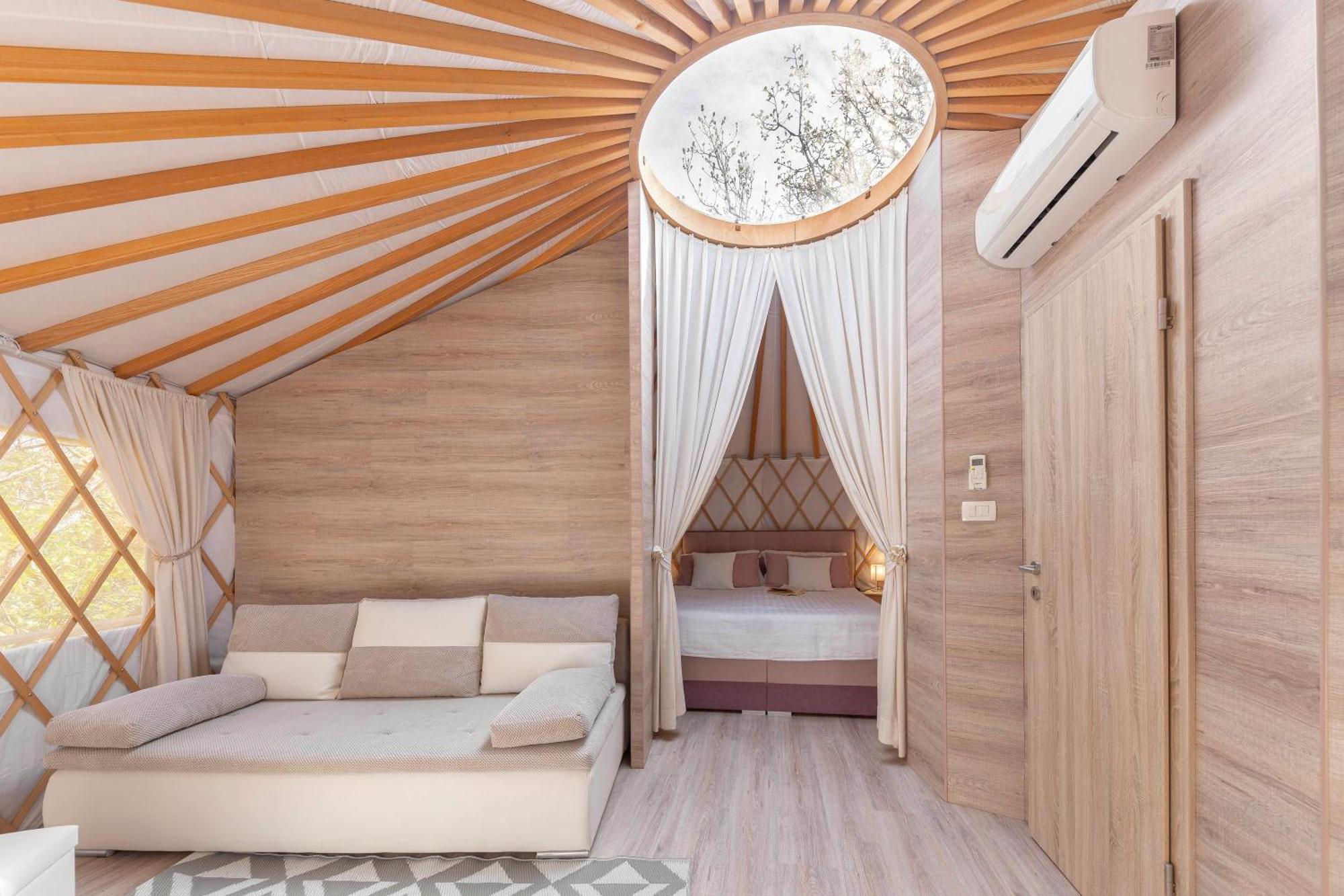 L.Stile Glamping Hotel Portoroz Exterior photo