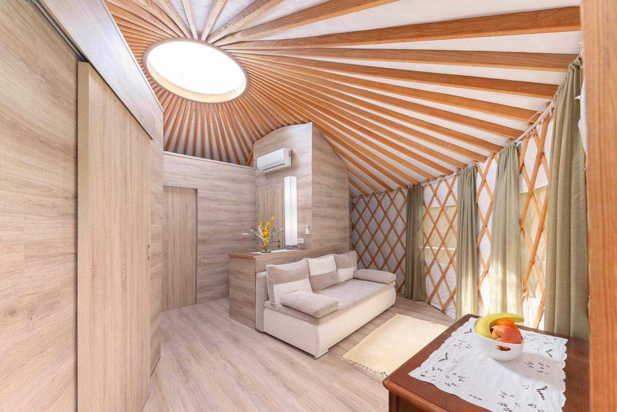 L.Stile Glamping Hotel Portoroz Exterior photo