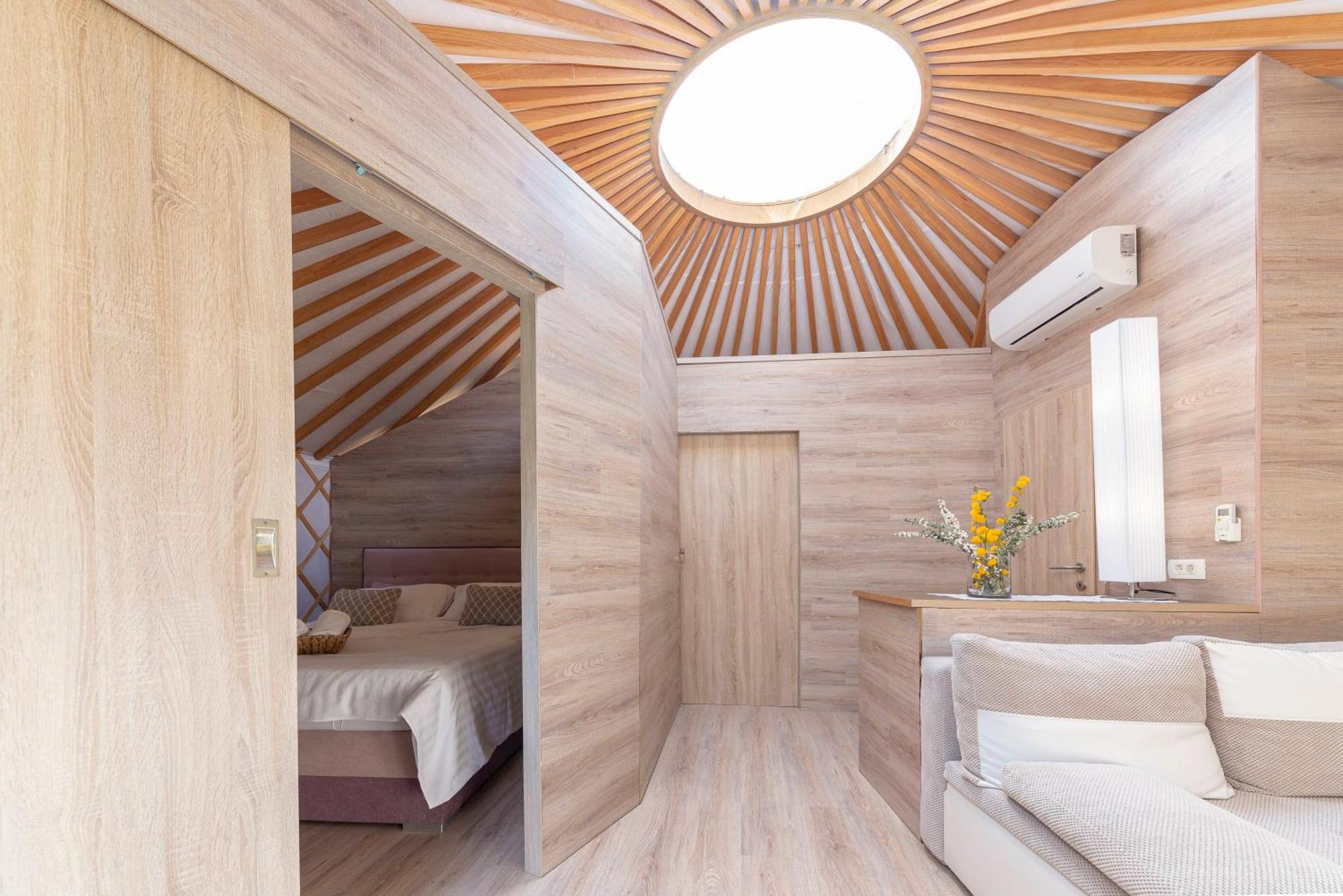 L.Stile Glamping Hotel Portoroz Exterior photo