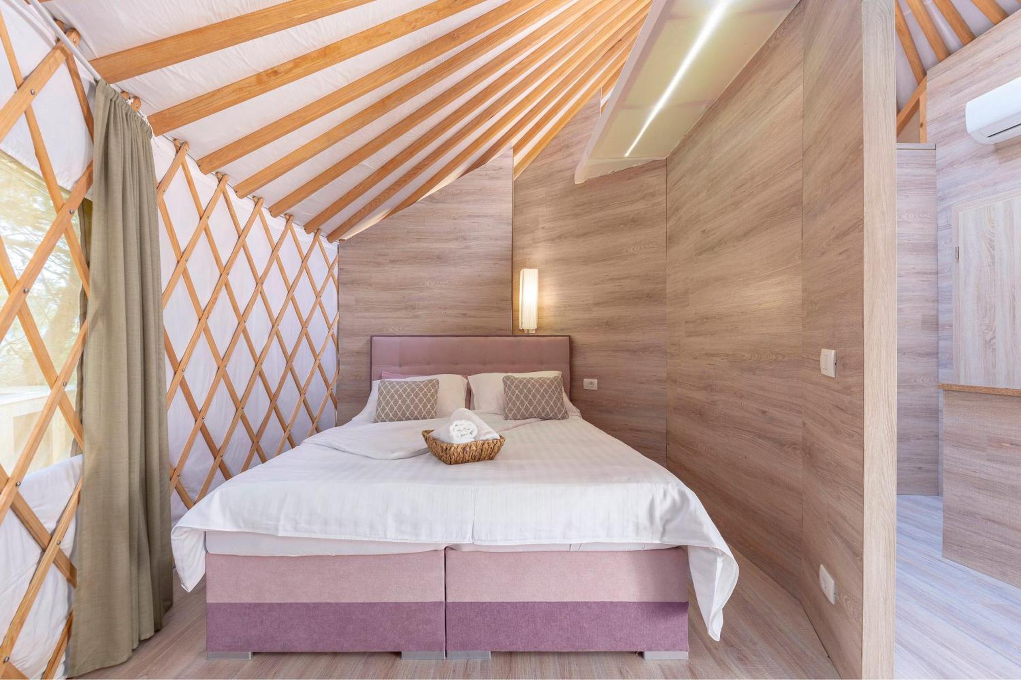 L.Stile Glamping Hotel Portoroz Exterior photo