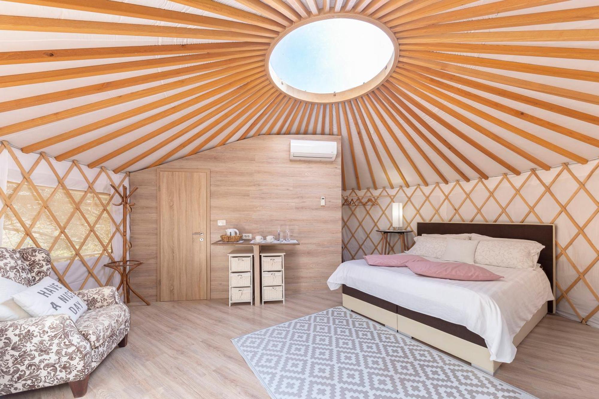 L.Stile Glamping Hotel Portoroz Exterior photo